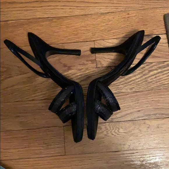 Shoes - Picture 2 of 5